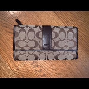 Coach wallet